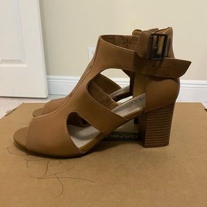 Clarks collection sandals